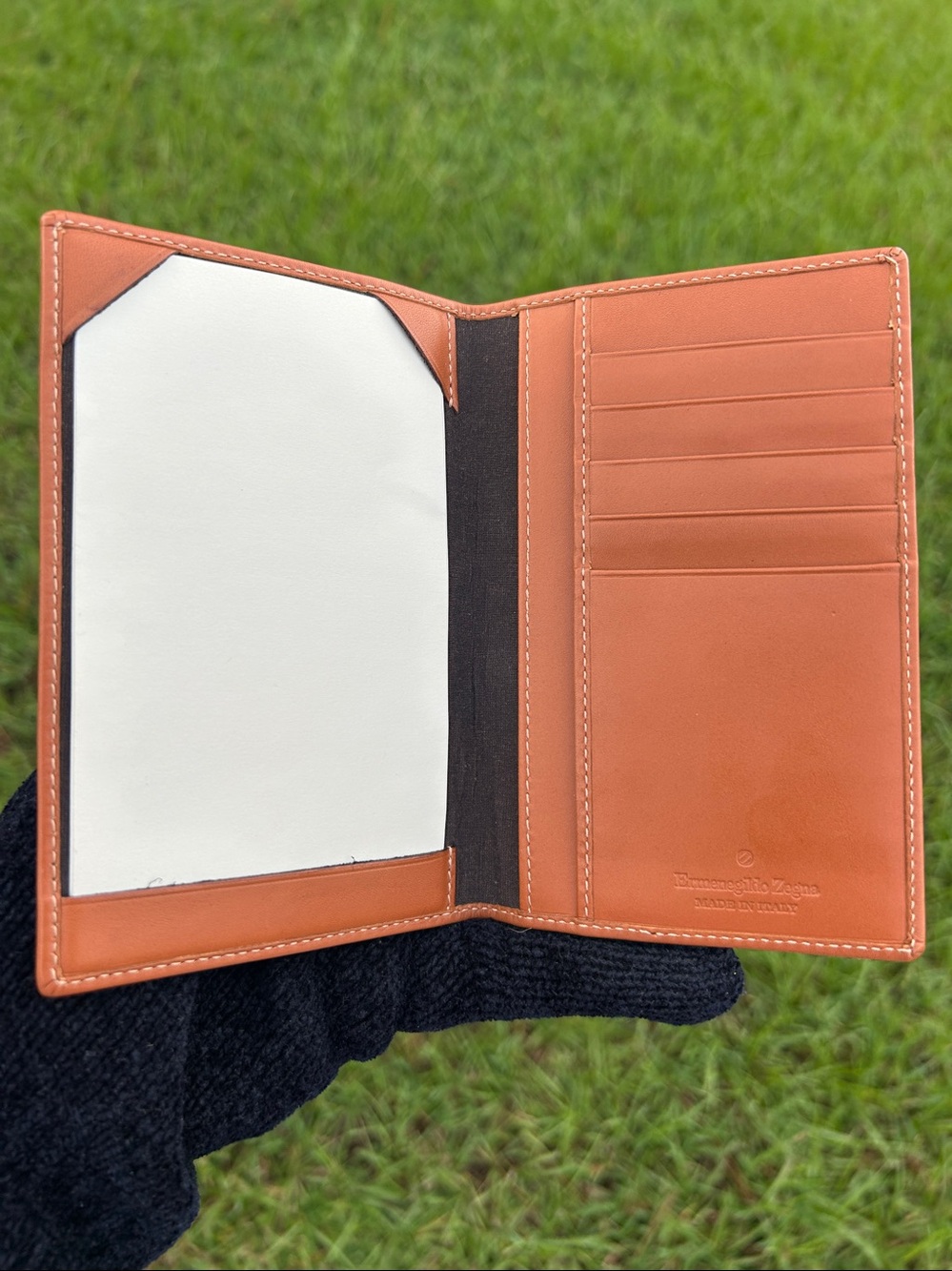 New brown wallet / travel organizer